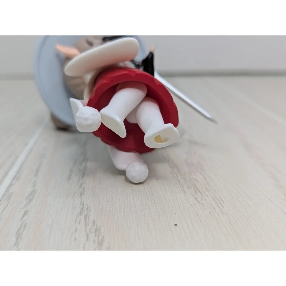 Suri Nine Spirits Snow Mountain Fox Elf Figure Red Dress hat no stand